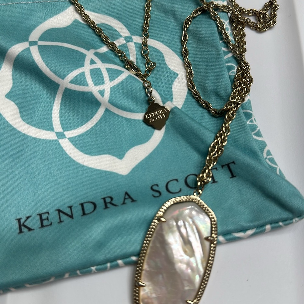 Kendra Scott Rayne mother of pearl tassel necklace - Picture 3 of 4